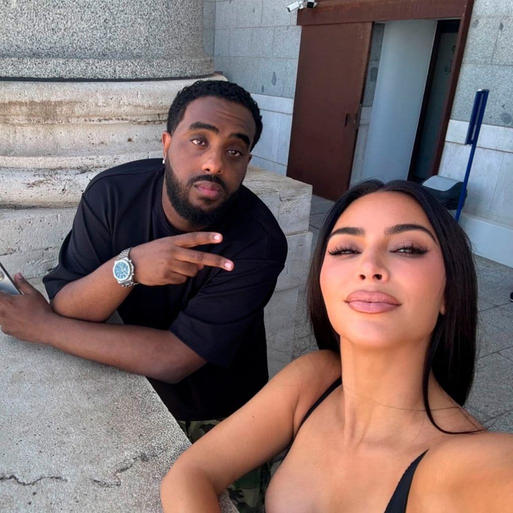Kim turisteó por Madrid con su amigo Simon Gebrelul.