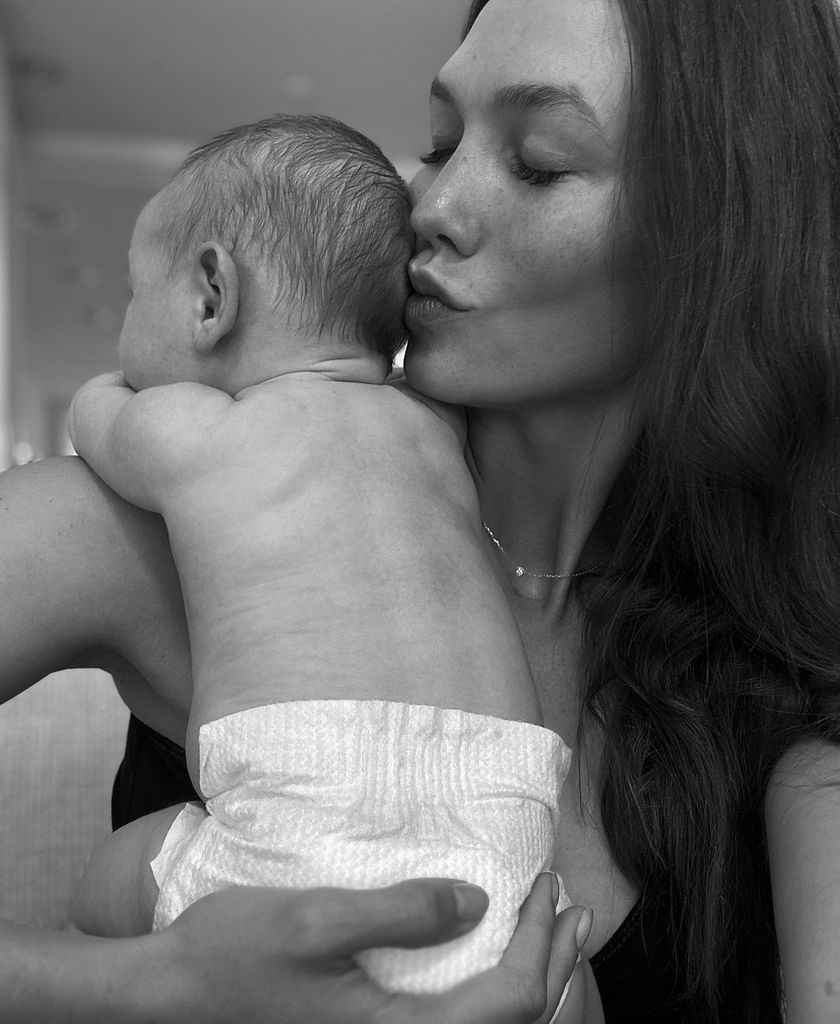Karlie Kloss publica imágenes inéditas de su bebé Elijah