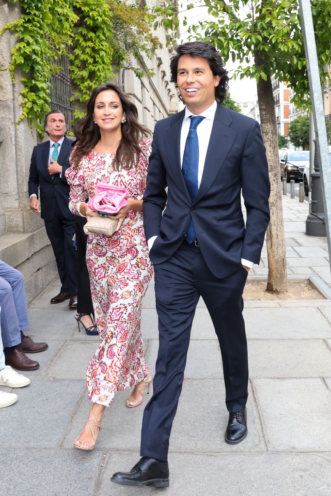 Álvaro Castillejo y Cristina Fernández llegando a la boda de  Alvaro Gomis y Lucía Dominguez