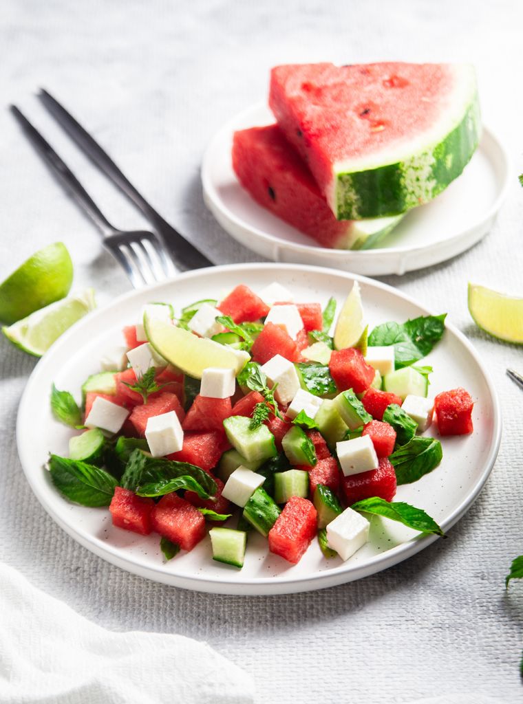 La sandía puede convertirse en un ingrdiente delicioso para las ensaladas de verano.