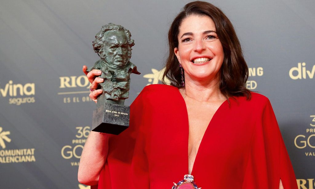 Gala Goya HOLA 4047
