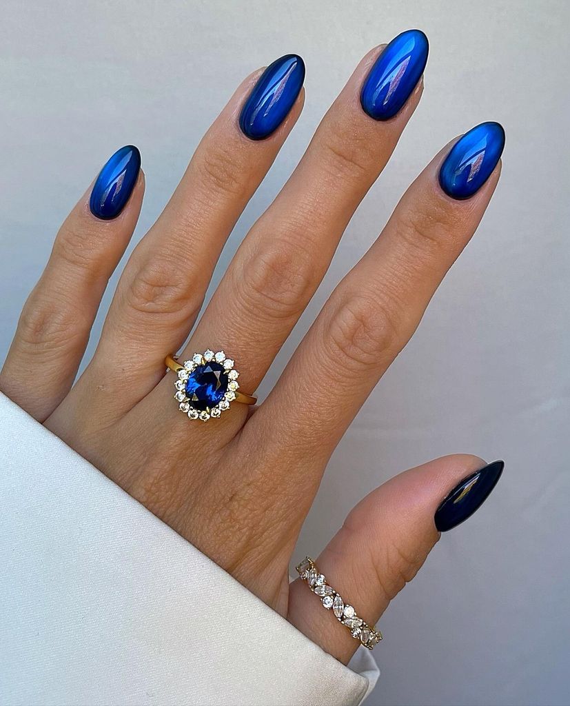 Uñas perfectas para elevar cualquier look con personalidad.