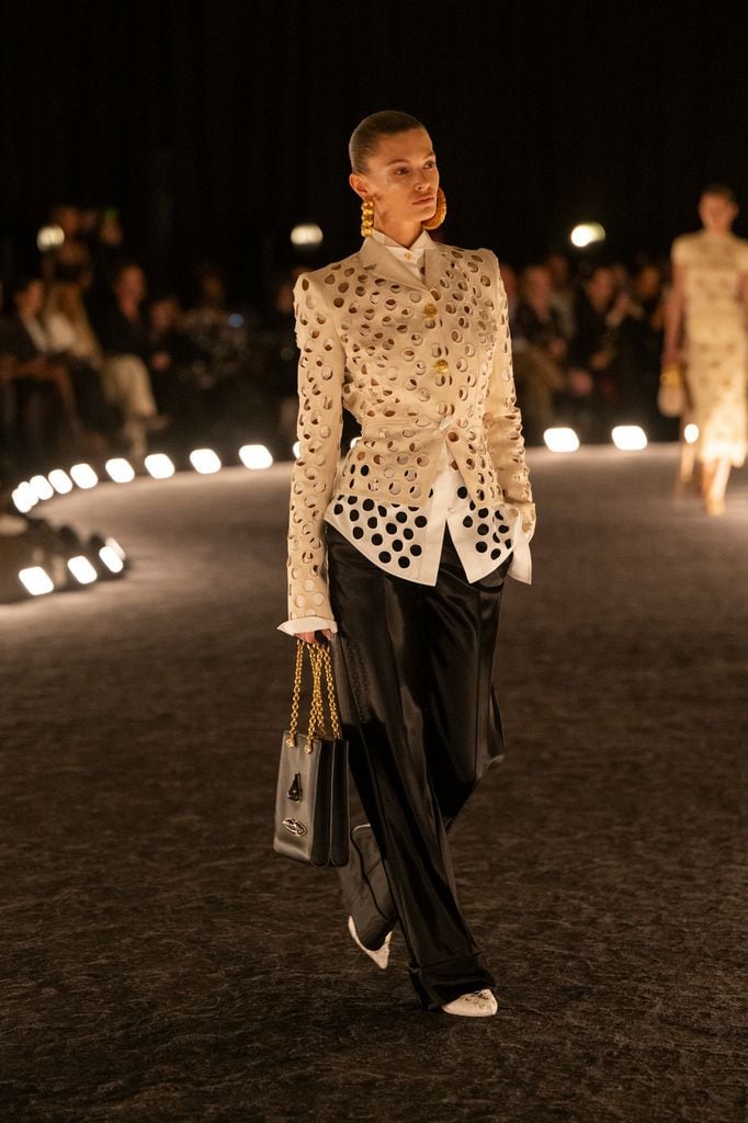 Schiaparelli primavera verano 2026