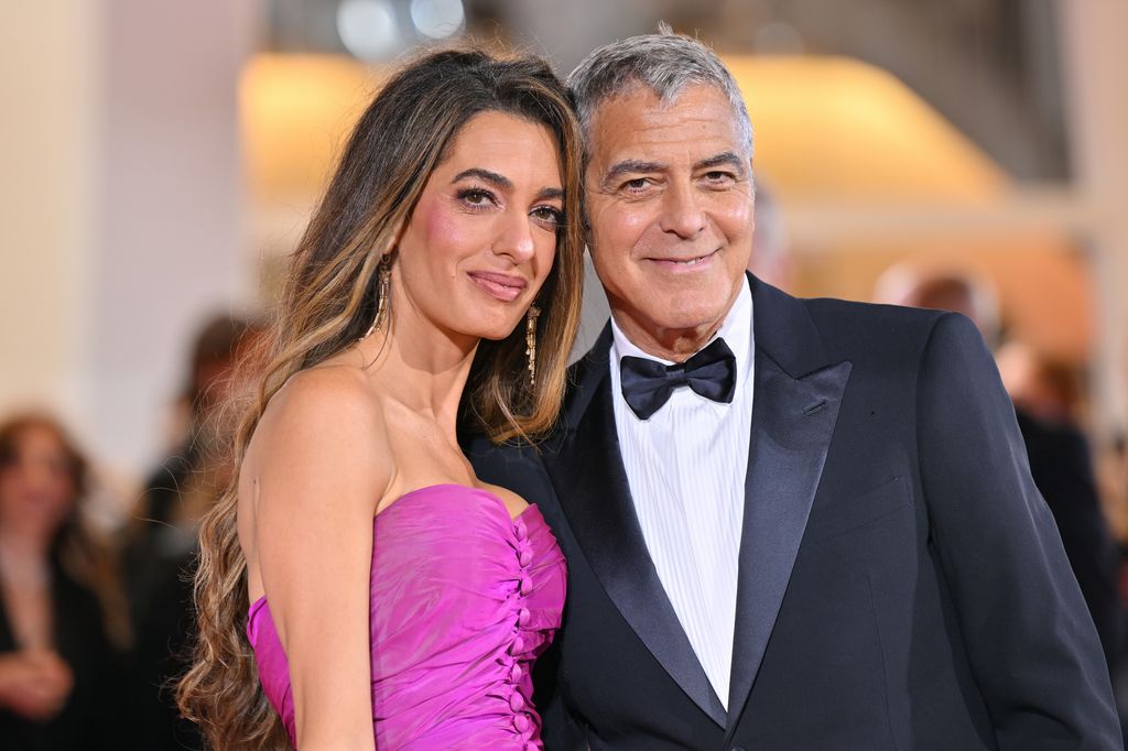 Amal Clooney y George Clooney en el Festival de Venecia el 28 de agosto de 2025