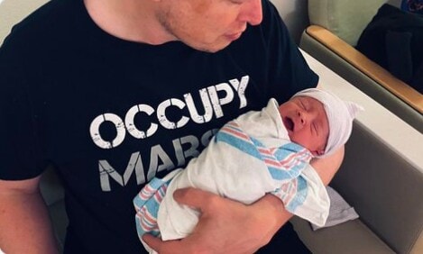 Elon Musk recibe a su sexto hijo