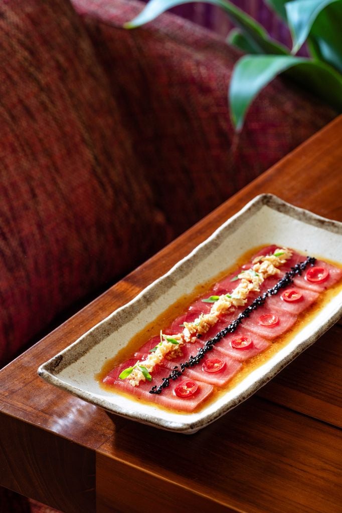 Tataki de atún, chilli daikon y ponzu
