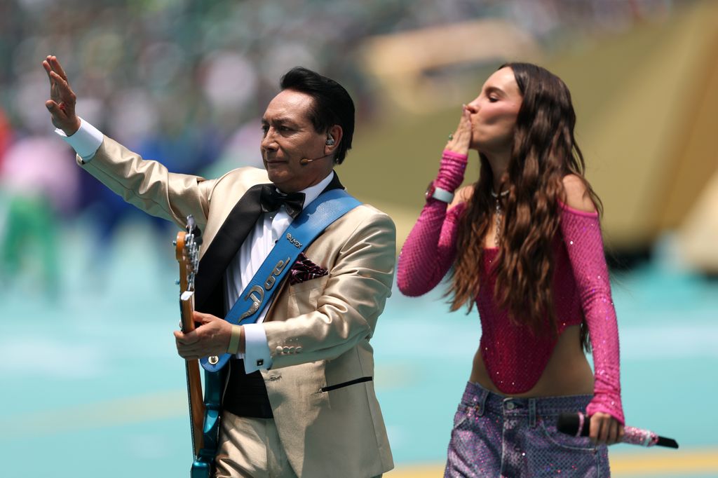 Belinda y Los Ángeles Azules