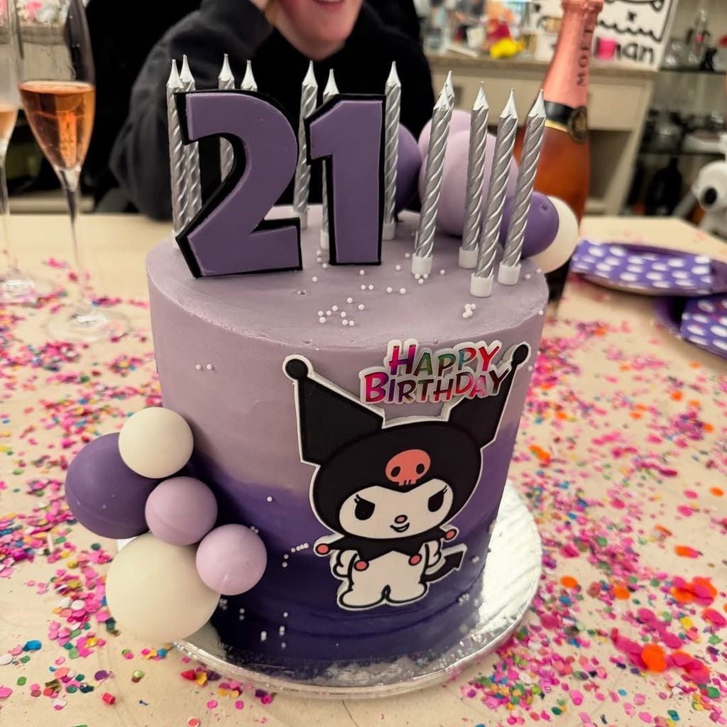 Este fue el pastel con el que Vicky sopló sus velitas.