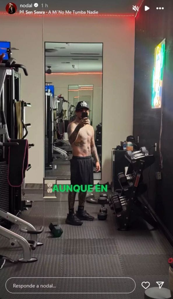 Christian Nodal presumió abdomen plano y una figura más tonificada
