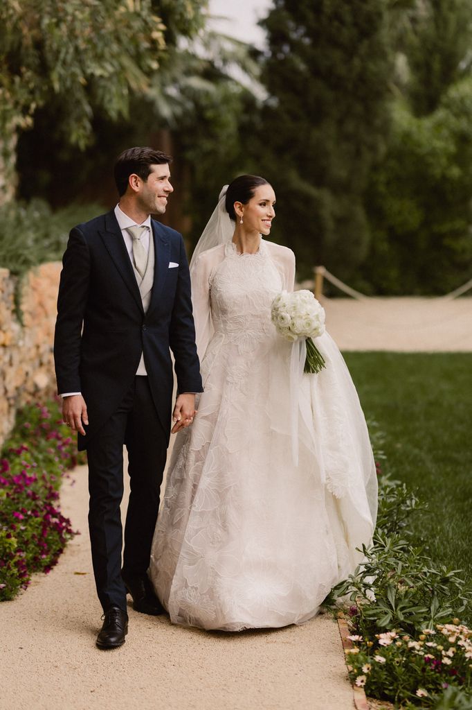 La boda de Elena con vestido de Inés Lacasa