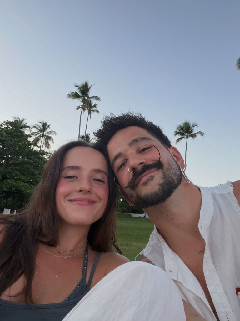 Camilo y Evaluna convierten la noche de los Premios Juventud en una cita romántica