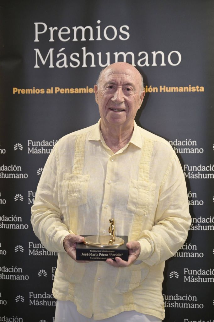 José María Pérez "Peridis", galardonado con el Premio a la Acción Humanista