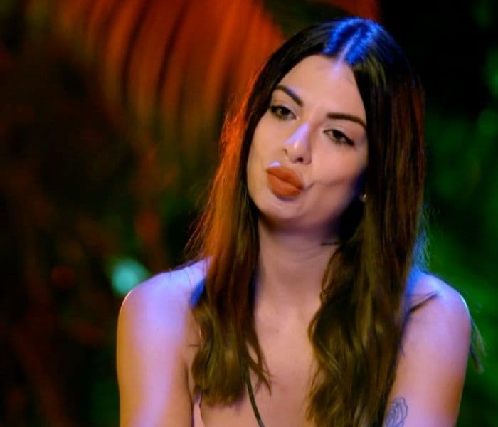 Ana da una nueva oportunidad a Cristian 
