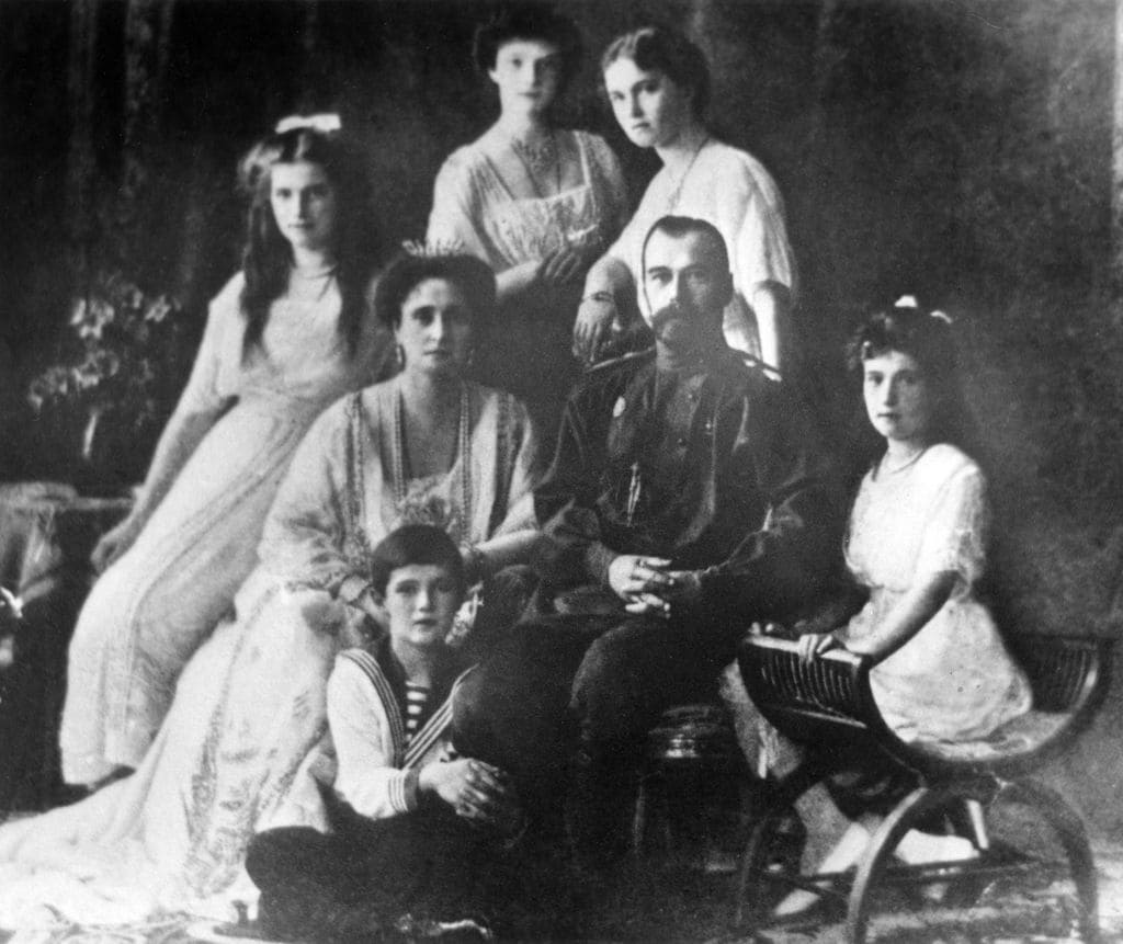 Familia del zar Nicolás II y Alejandra de Rusia