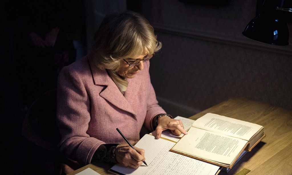 Hola 4109 Camilla the Duchess of Cornwall