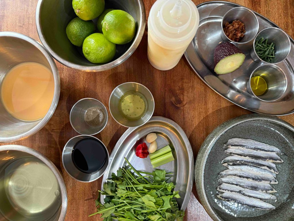 Ingredientes boquerones en vinagre acevichados