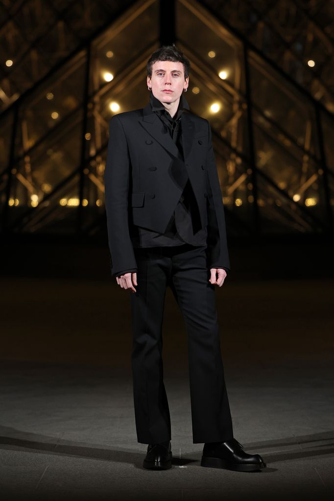 Seán McGirr estuvo al frente de Alexander McQueen durante tres años.