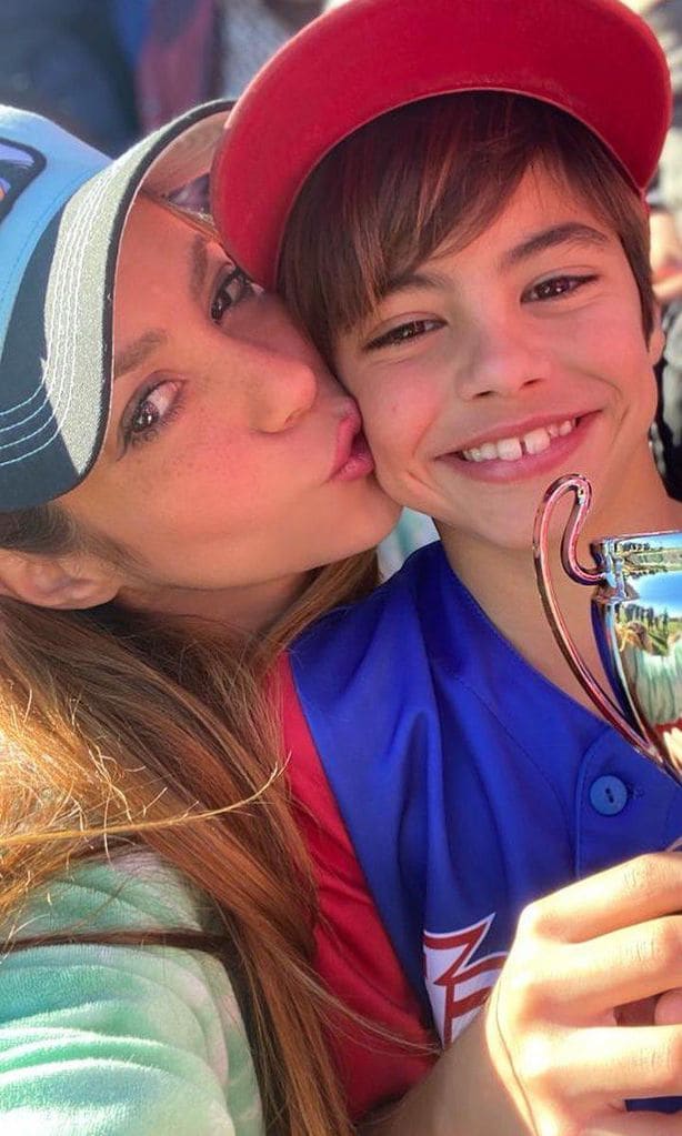 Shakira y su hijo Milan