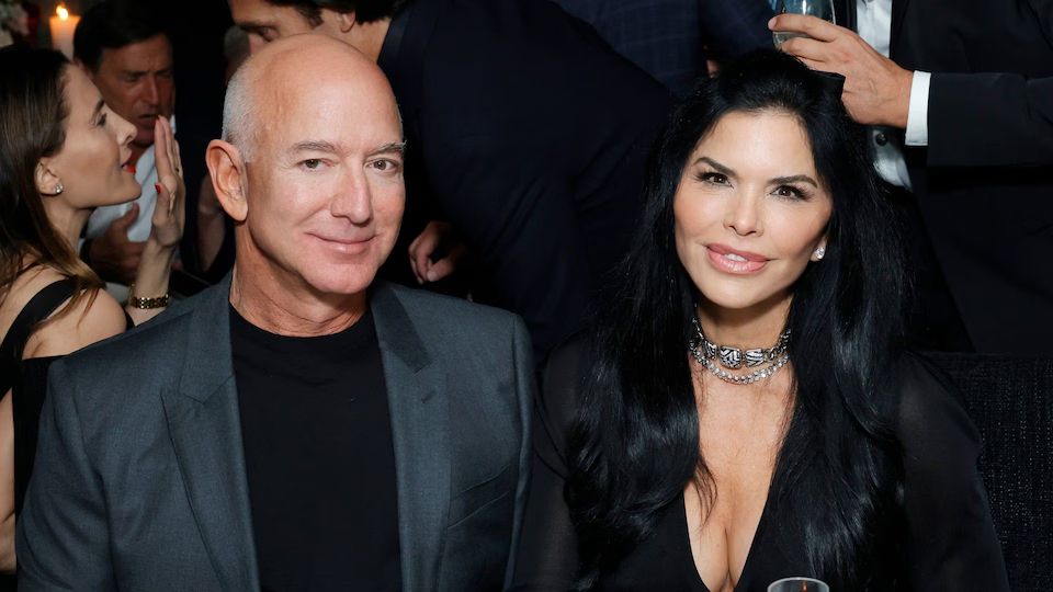 Jeff Bezos y Lauren Sanchez
