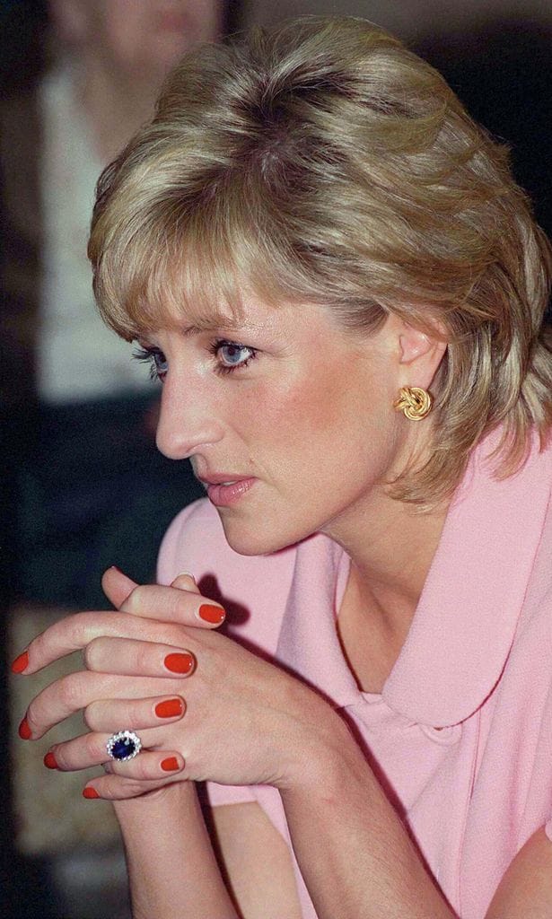 anillo de compromiso de diana de gales