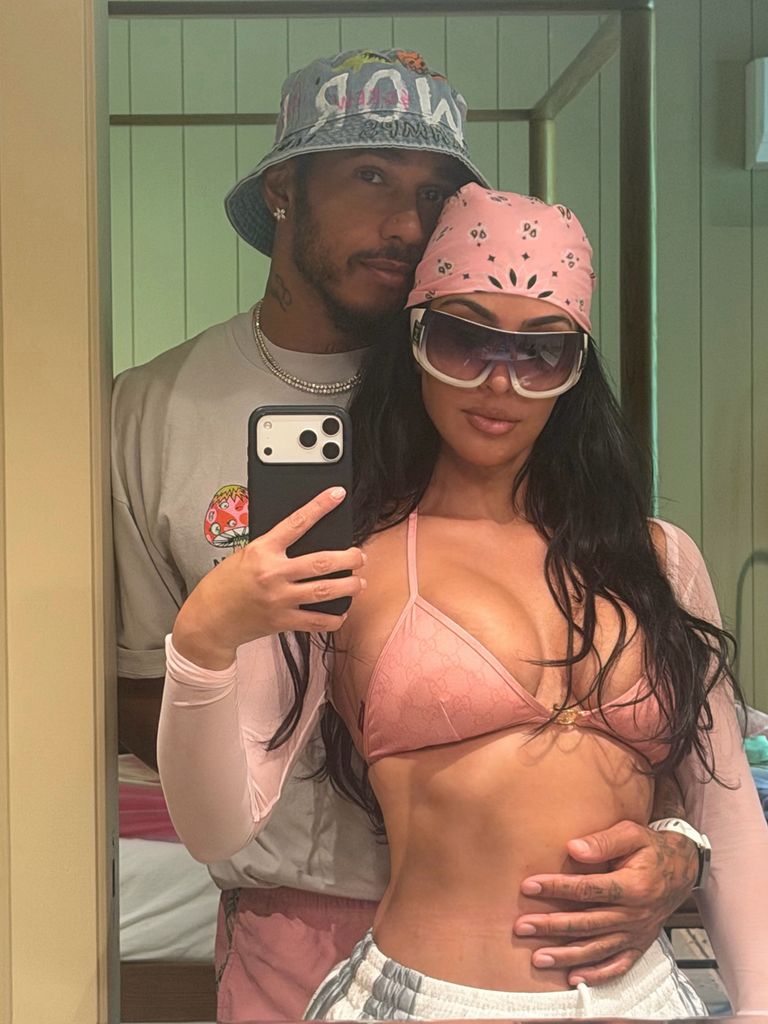 Lewis y Kim se dejaron ver juntos y felices.
