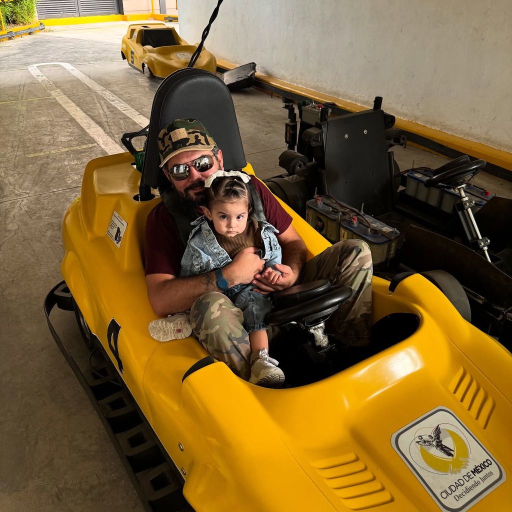 Para José Eduardo Derbez su hija Tessa es su completa adoración.