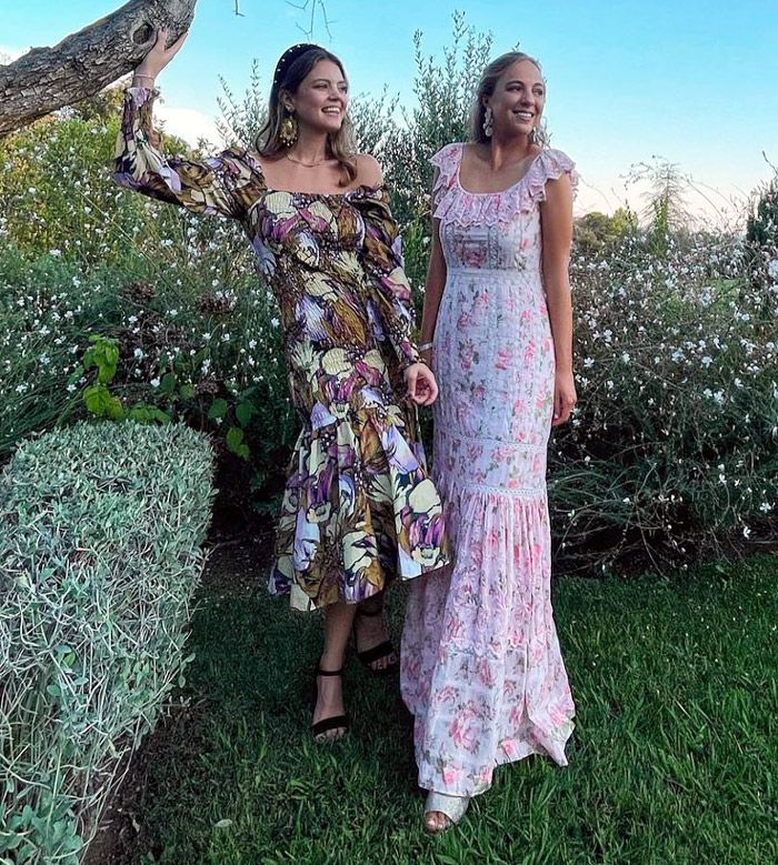 Isabelle Junot y su amiga Nicolle