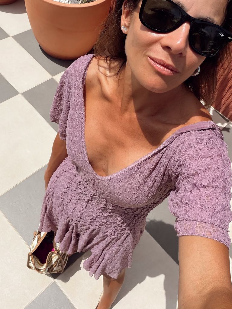 Virginia Troconis de vacaciones de verano en Tarifa con su marido, 'El Cordobés', 2026.