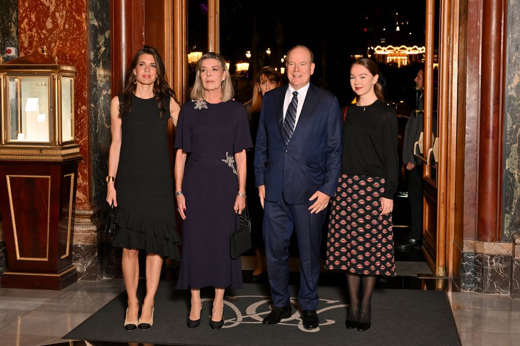 Carlota Casiraghi y Carolina de Mónaco, la magia de la sobriedad en un evento de madre e hijas