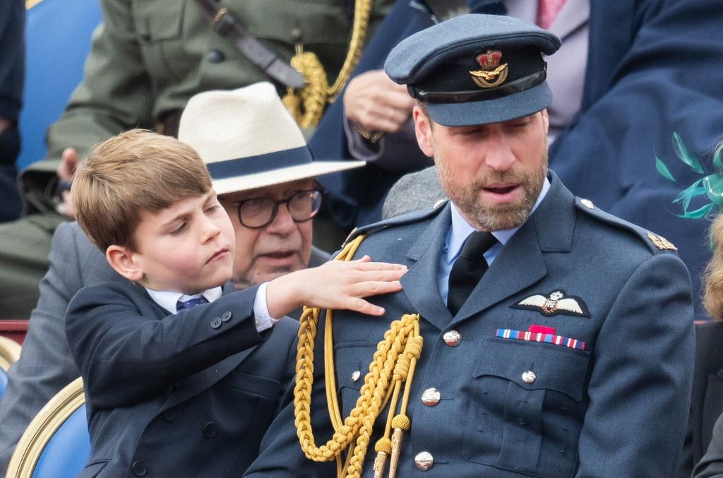 El príncipe Louis siempre se roba las miradas en cada evento público de la familia real