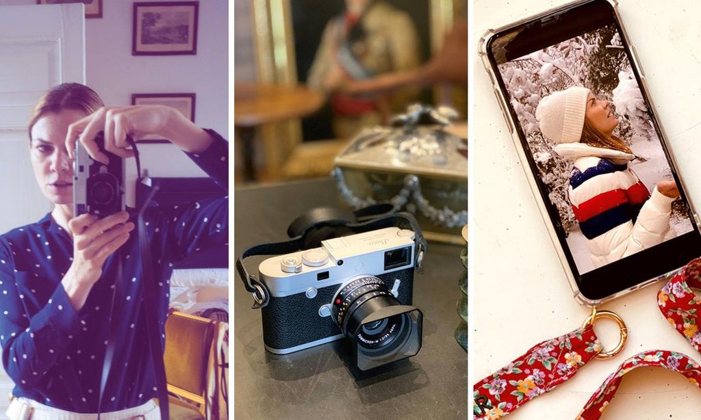 
De izquierda a derecha, una foto de Alejandra con su cámara Leica, el modelo M10-P de Leica y su funda para el móvil, que lleva una tira de tela de flores grabada con sus iniciales y es de @bluelow.es.
