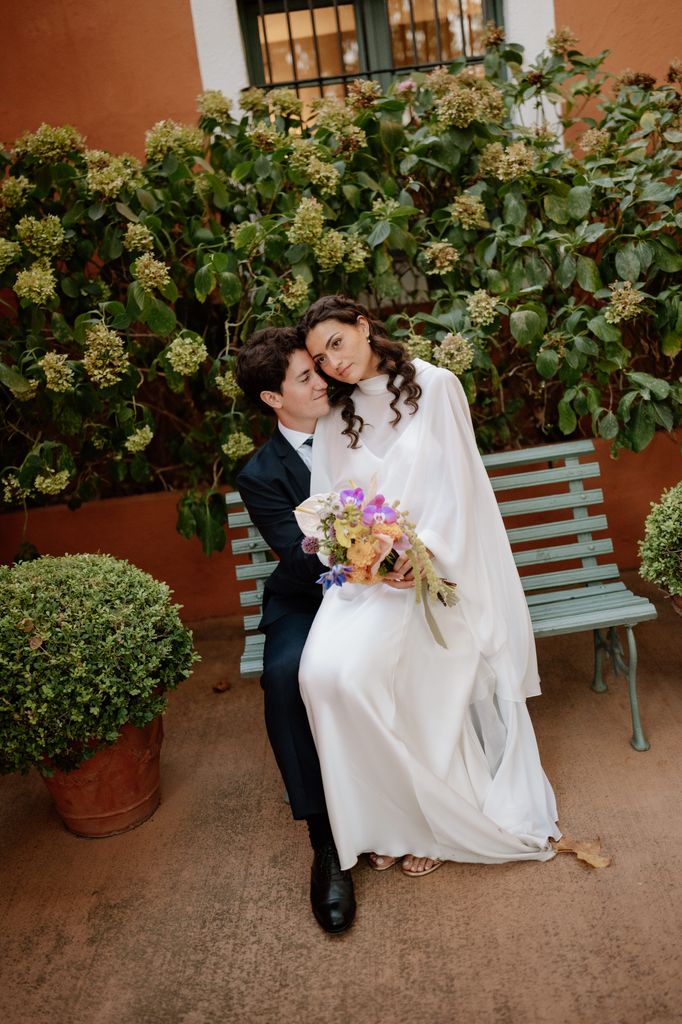 Vestido de novia sencillo de Otaduy de verano