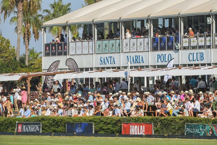Varios miles de espectadores siguieron la gran final