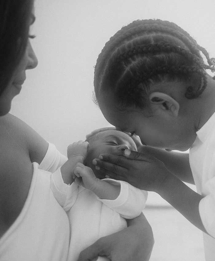 Psalm West con un mes y siete días de vida