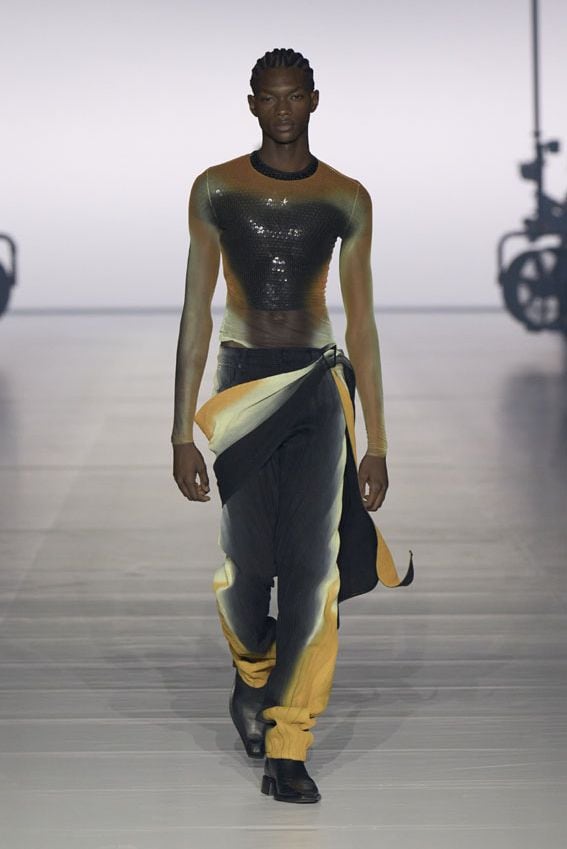mugler019a