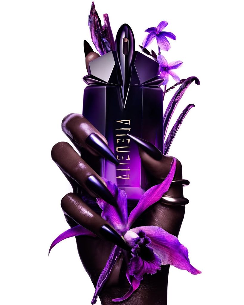 Mugler