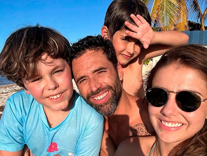 Michelle Renaud y Matías Novoa
