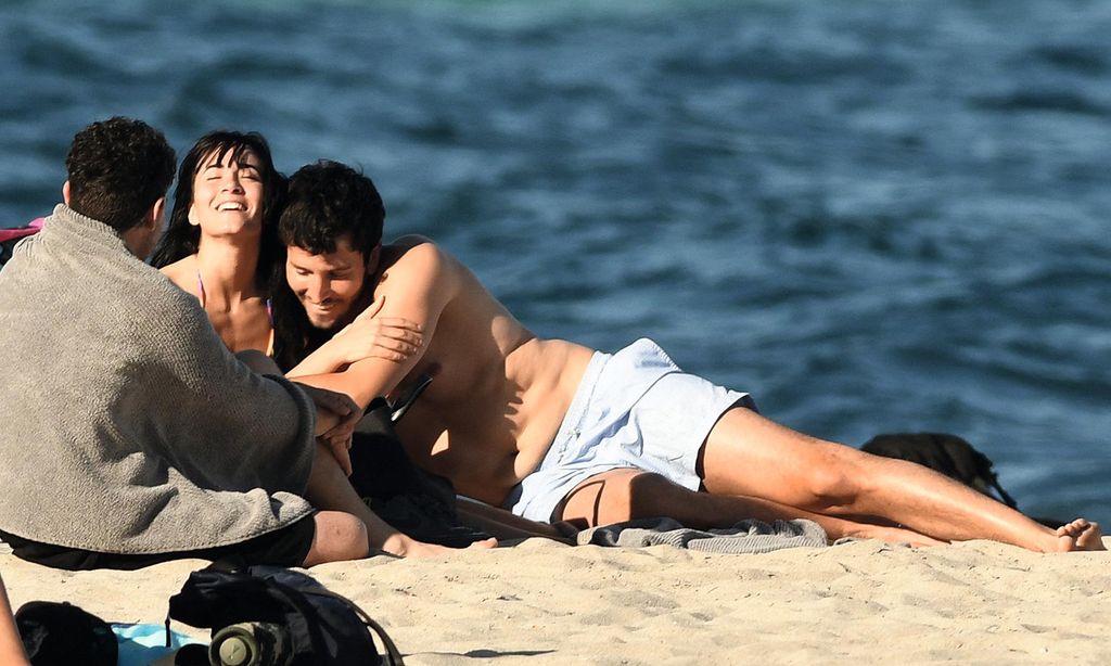 HO4102 Aitana y Sebastián Yatra