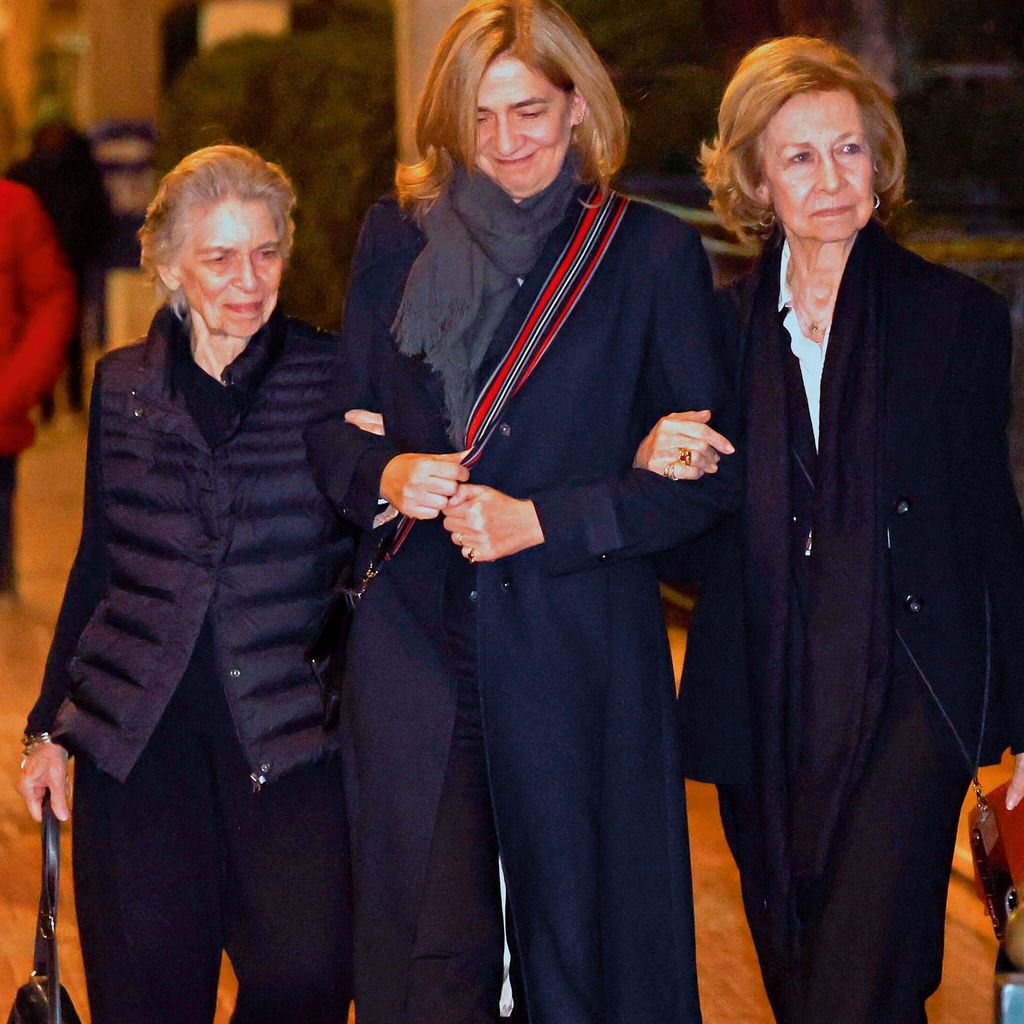 Infanta Cristina HOLA 4153