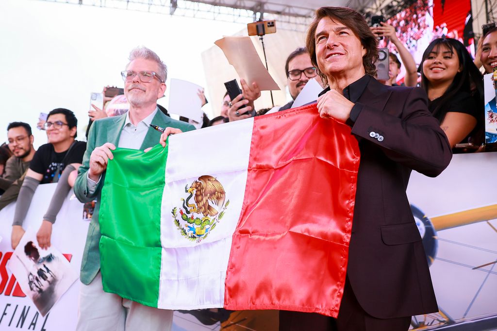 Tom Cruise y Christopher McQuarrie en el Auditorio Nacional de la Ciudad de México.