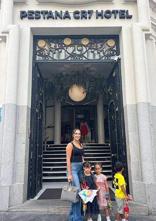 Georgina y sus hijos 