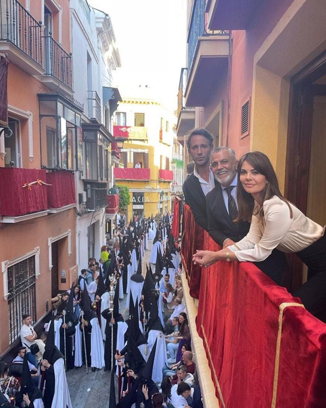 María José Suárez, Paco Cerrato y Álvaro Muñoz Escassi