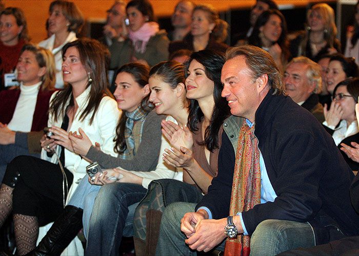 Bertín Osborne con sus hijas y Fabiola