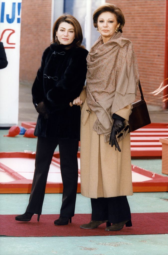 Farah Diba con su hija, Leila Pahlavi