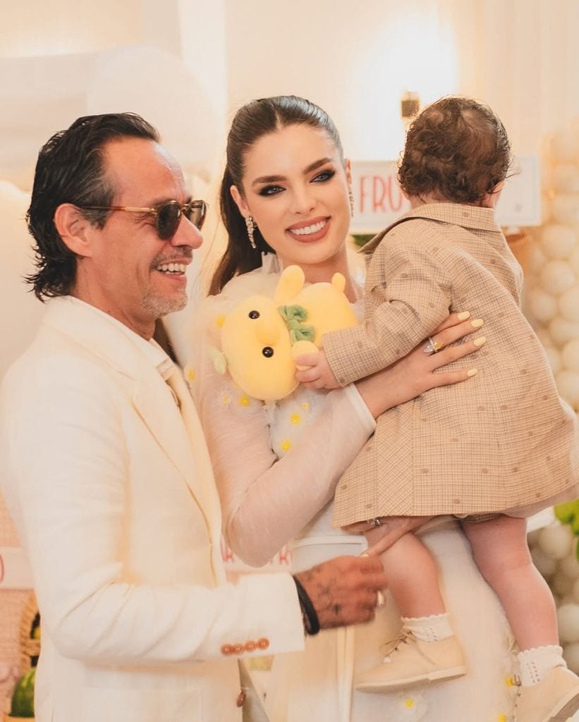 Marc Anthony y Nadia Ferreira organizaron una fiesta con temática de granja para el primer cumpleaños de su hijo Marquitos