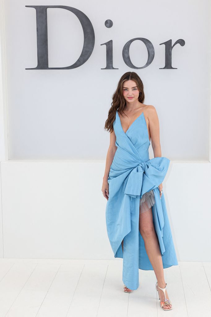 Miranda Kerr en el desfile de Dior Primavera/Verano 2027 durante la Semana de la Moda de París, el 29 de septiembre de 2026.