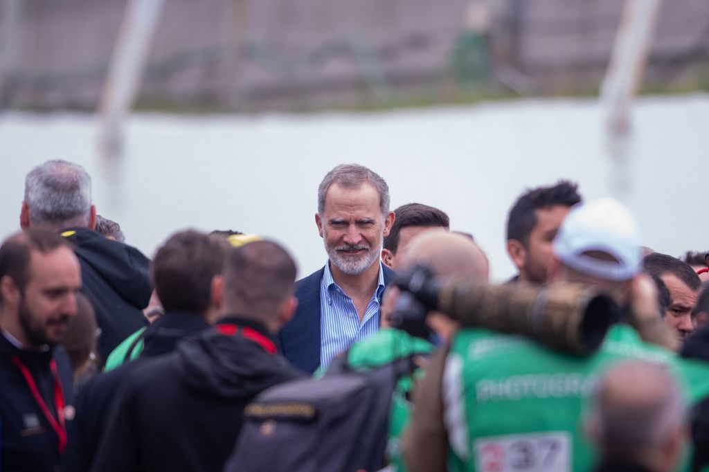 El rey Felipe a su llegada al Jarama