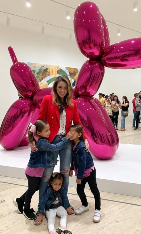 jacky-bracamontes3-hijas