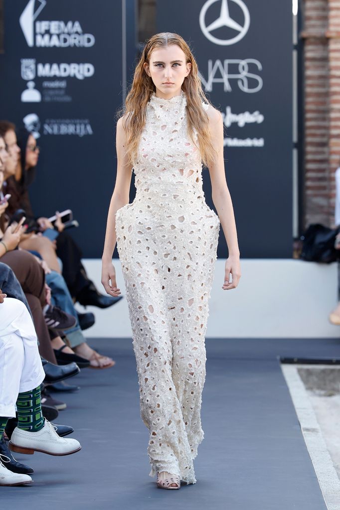 Desfiles de diseñadores emergentes en la Mercedes-Benz Fashion Week Madrid