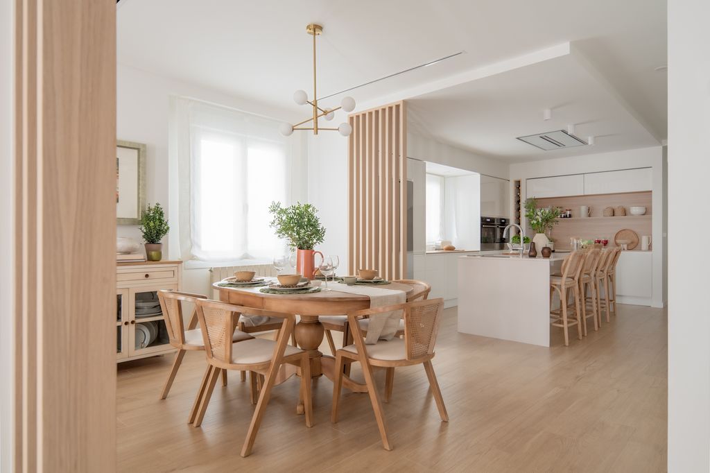 Cocina abierta al comedor. 
